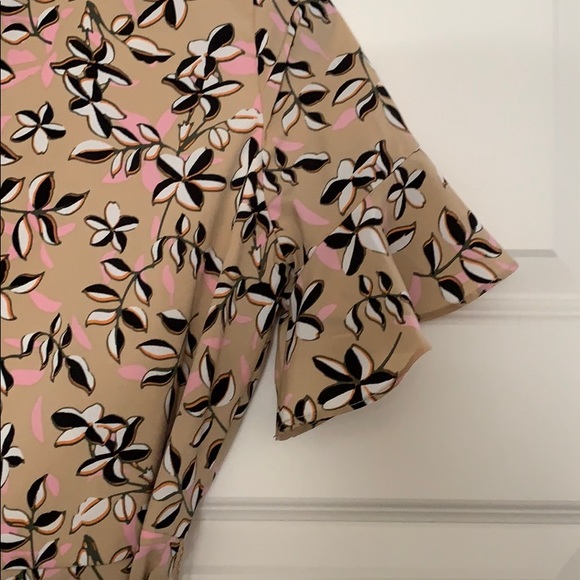 Banana republic - Picture 3 of 5